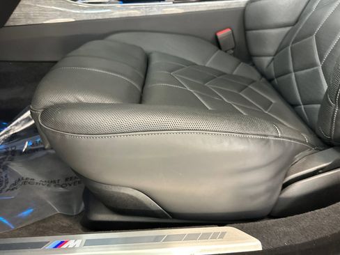 Certified 2023 BMW 760i xDrive image 14