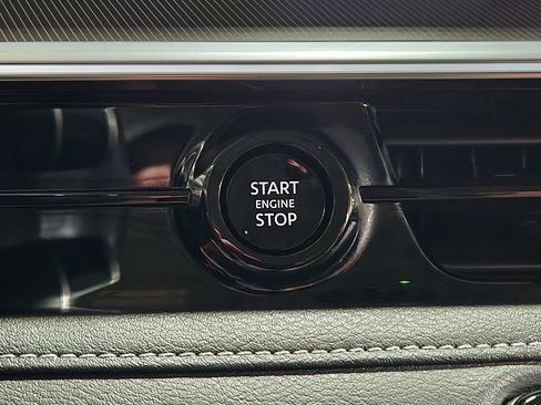 Used 2025 INFINITI QX80 Luxe AWD/4WD image 39
