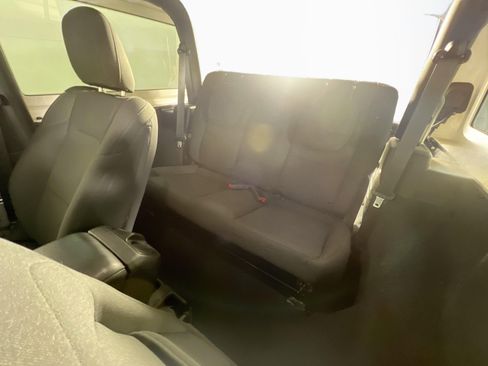 Used 2023 Jeep Wrangler Willys image 22