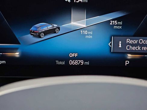 Used 2025 BMW iX xDrive50 image 26