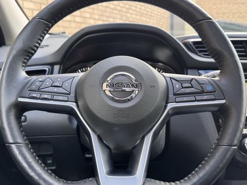 Used 2022 Nissan Rogue Sport SL w/ Premium Package image 24