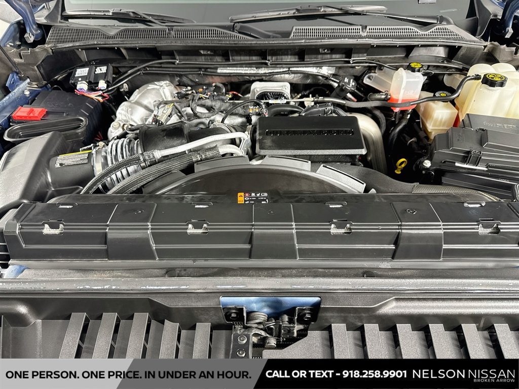 Used 2024 GMC Sierra 2500 Denali w/ Technology Package AWD/4WD image 32