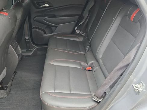 Used 2024 Chevrolet Trax RS FWD image 20