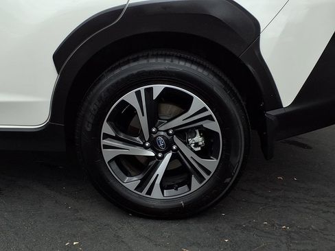 Used 2024 Subaru Crosstrek 2.0i Premium w/ Popular Package #3 AWD/4WD image 4