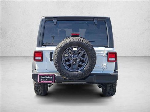 Used 2026 Jeep Wrangler Unlimited Sport AWD/4WD image 7