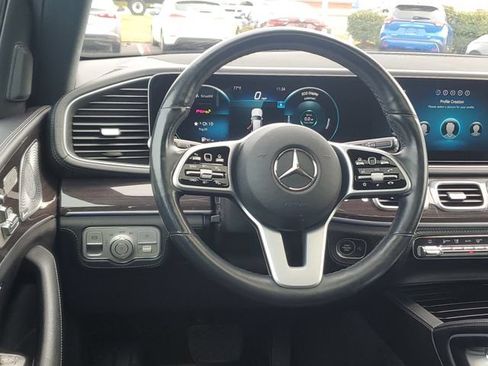 Used 2020 Mercedes-Benz GLS 450 4MATIC image 12