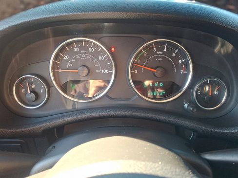 Used 2018 Jeep Wrangler Unlimited Rubicon w/ Cold Weather Group image 26