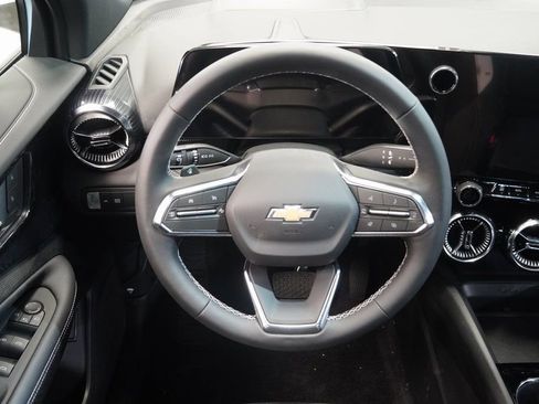 New 2026 Chevrolet Blazer EV LT image 9