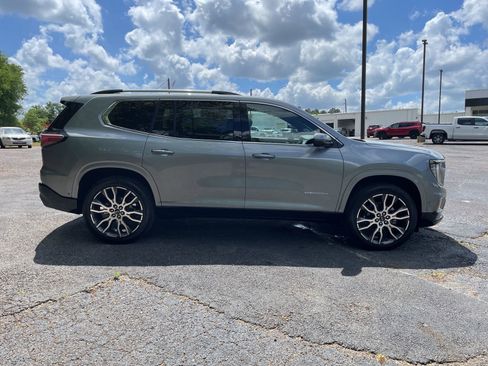 New 2026 GMC Acadia Denali Ultimate image 7