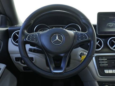 Used 2018 Mercedes-Benz CLA 250 4MATIC image 20