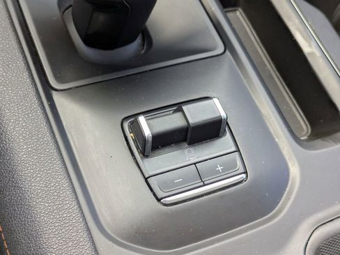 Used 2024 GMC Sierra 1500 AT4 w/ Technology Package image 17