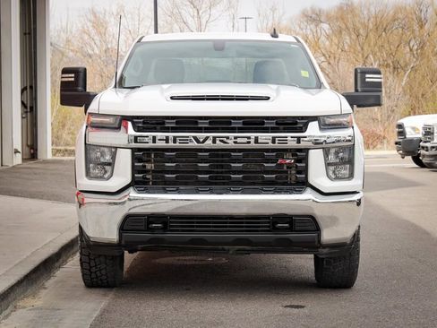 Used 2023 Chevrolet Silverado 2500 LT AWD/4WD image 9
