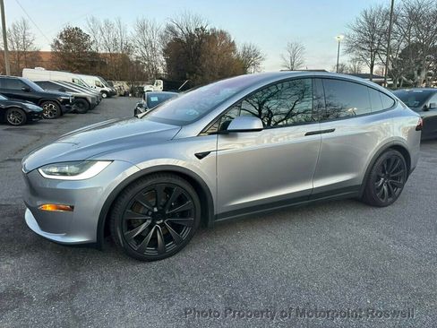 Used 2025 Tesla Model X AWD/4WD image 9