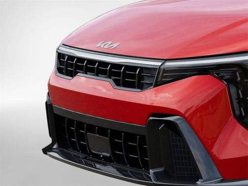 New 2025 Kia K4 GT-Line image 12