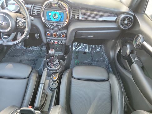 Used 2019 MINI Cooper S image 14