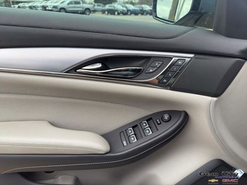 Used 2018 Cadillac CTS Luxury RWD image 30