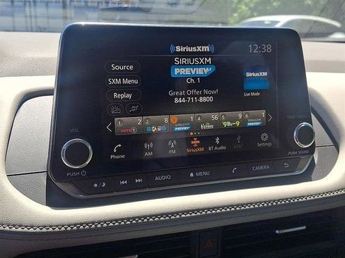 Certified 2026 Nissan Rogue SV w/ SV Premium Package AWD/4WD image 18