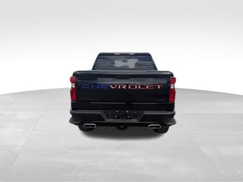 Used 2022 Chevrolet Silverado 1500 RST w/ Redline Edition AWD/4WD image 6