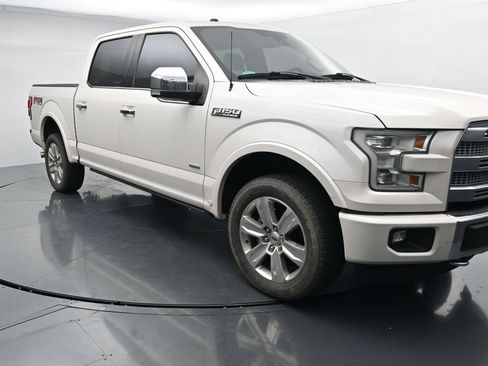 Used 2016 Ford F150 Platinum w/ Equipment Group 701A Luxury AWD/4WD image 2