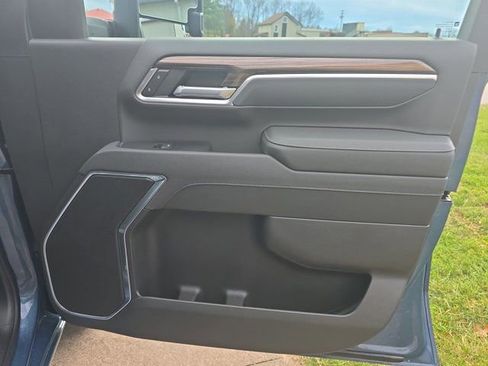 New 2026 Chevrolet Silverado 3500 LT w/ Convenience Package AWD/4WD image 22