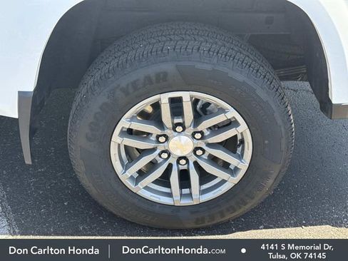 Used 2023 Chevrolet Colorado LT w/ LT Convenience Package II AWD/4WD image 29