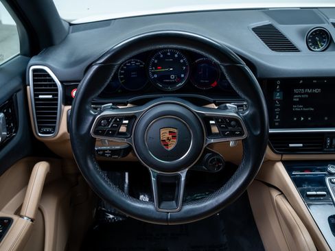 Used 2019 Porsche Cayenne E-Hybrid AWD/4WD image 11