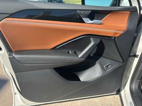 New 2026 Volkswagen Tiguan SEL R-Line image 16