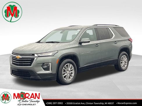Certified 2023 Chevrolet Traverse LT image 1