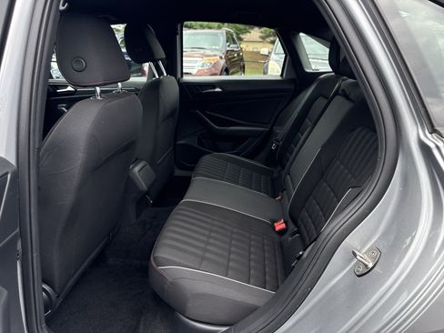 Used 2020 Volkswagen Jetta GLI FWD image 15