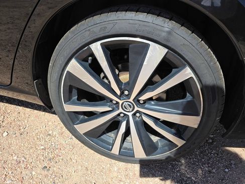Used 2019 Nissan Altima 2.5 SR FWD image 8