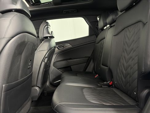 Certified 2024 Kia Sportage X-Pro AWD/4WD image 7