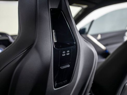 Used 2023 BMW iX xDrive50 w/ Sport Package image 25