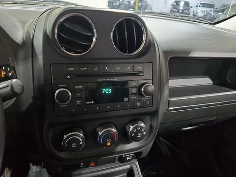 Used 2017 Jeep Patriot Sport w/ Power Value Group image 26