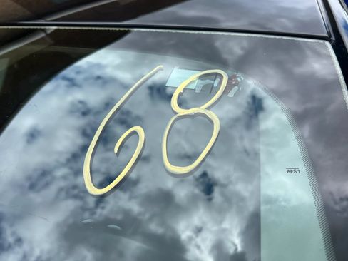 Used 2016 Ford Fusion SE w/ Equipment Group 202A FWD image 30