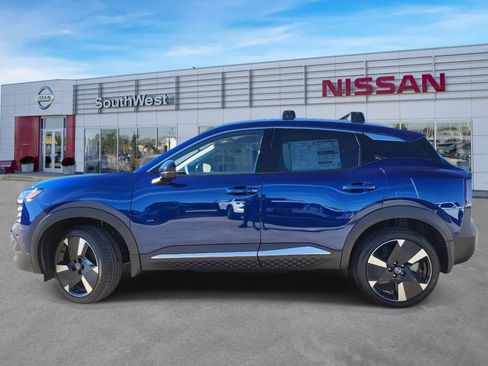 New 2026 Nissan Kicks SR w/ Cold Weather Package image 9