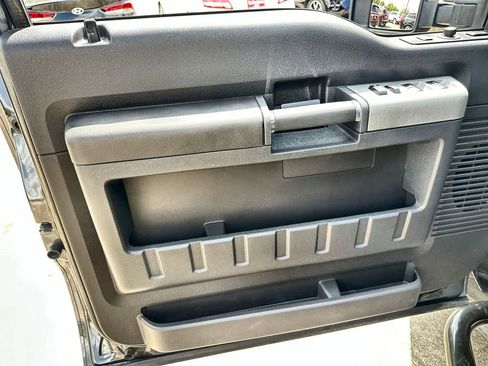 Used 2016 Ford F250 Lariat w/ Lariat Interior Package image 21