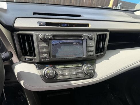 Used 2013 Toyota RAV4 XLE FWD image 9