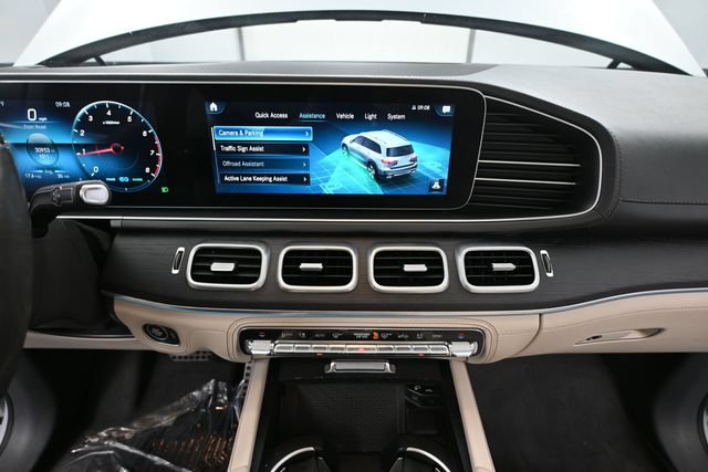 Used 2020 Mercedes-Benz GLS 580 4MATIC image 25
