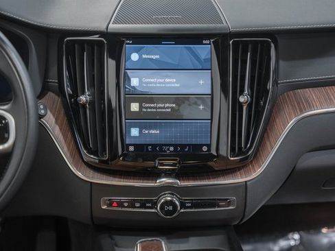 Used 2022 Volvo XC60 B5 Inscription w/ Climate Package image 20