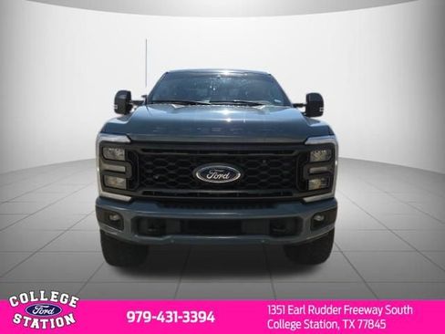 Used 2023 Ford F250 Lariat w/ Lariat Ultimate Package image 2