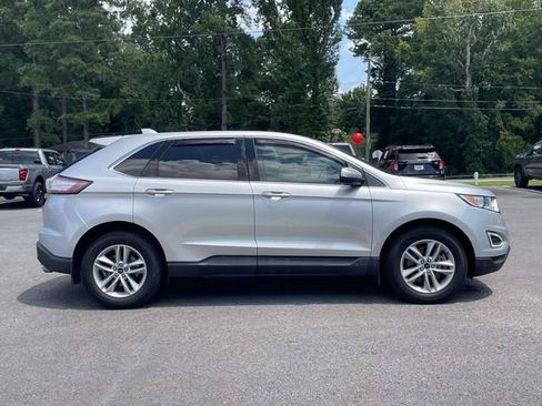 Certified 2018 Ford Edge SEL w/ Equipment Group 201A AWD/4WD image 3