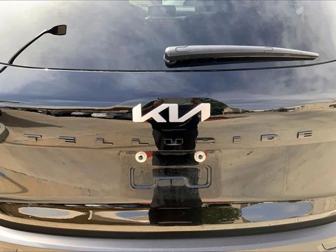 Used 2022 Kia Telluride SX FWD image 33