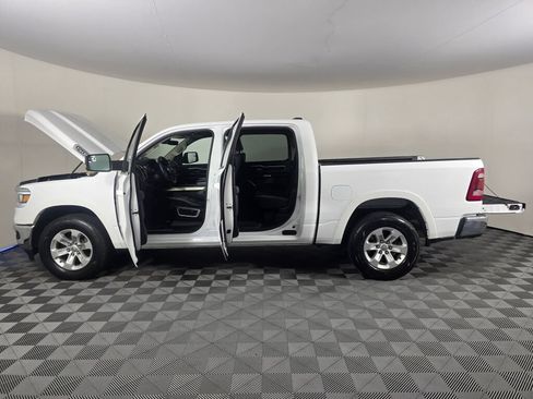 Used 2022 RAM 1500 Laramie AWD/4WD image 19