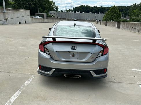 Used 2017 Honda Civic Si image 6