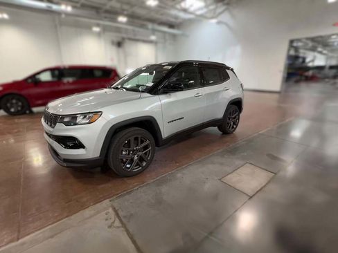 New 2026 Jeep Compass Limited image 5