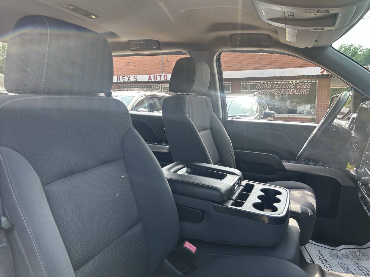 Used 2018 Chevrolet Silverado 1500 LT w/ All Star Edition AWD/4WD image 22
