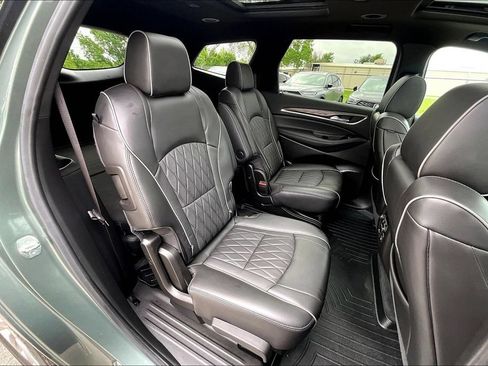 Used 2024 Buick Enclave Avenir w/ Avenir Technology Package AWD/4WD image 36