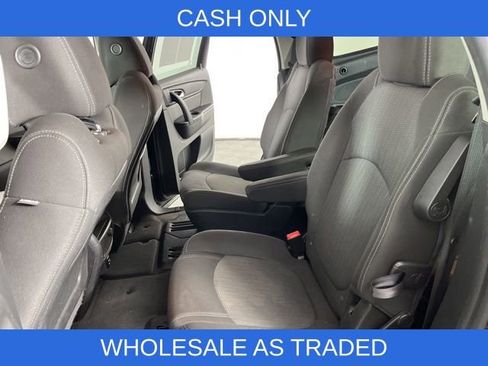 Used 2017 Chevrolet Traverse LT w/ Style and Technology Package image 38