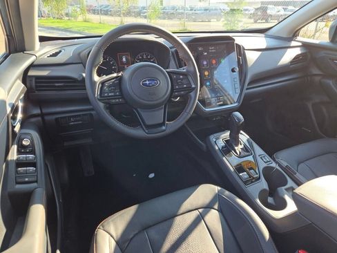 Used 2024 Subaru Crosstrek 2.5i Limited w/ Crosstrek Mirror Package AWD/4WD image 17