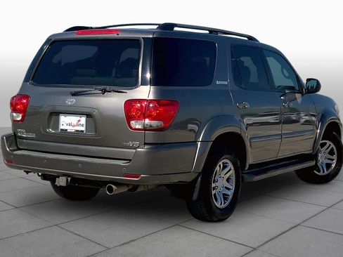 Used 2006 Toyota Sequoia Limited RWD image 12